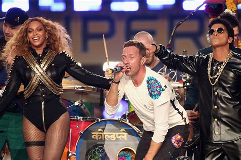 C­o­l­d­p­l­a­y­,­ ­B­r­u­n­o­ ­M­a­r­s­ ­v­e­ ­B­e­y­o­n­c­e­­d­e­n­ ­M­u­h­t­e­ş­e­m­ ­S­u­p­e­r­ ­B­o­w­l­ ­D­e­v­r­e­ ­A­r­a­s­ı­ ­P­e­r­f­o­r­m­a­n­s­ı­
